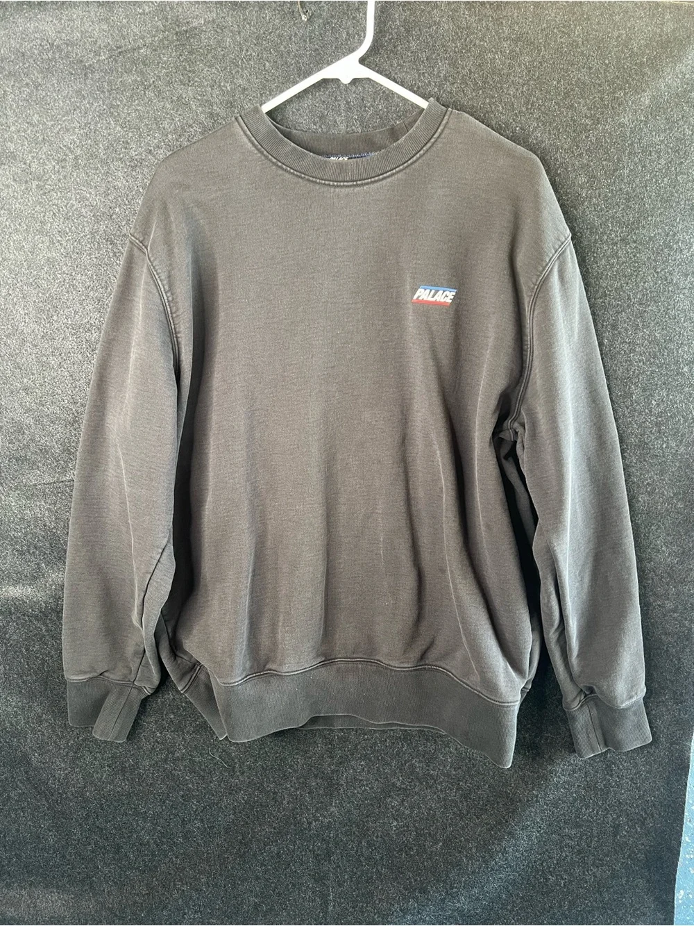 Palace‎ Skateboards Basically A Crew Black Sweatshirt Men’s Size XL Streetwear